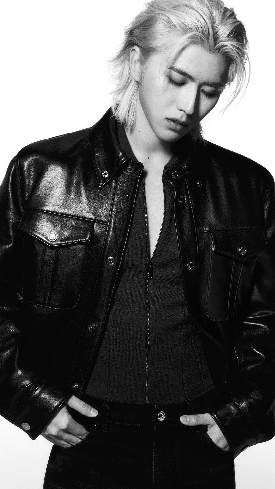 Kun x Versace